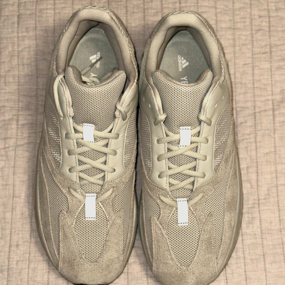 YEEZY BOOST 700 By ADIDAS, Size 13 in SALT